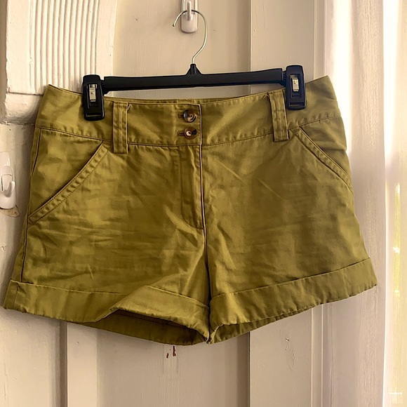 Fossil Cuffed Hem Button Pocket Green Khaki Shorts - Picture 7 of 12